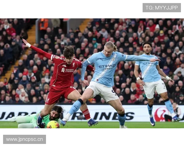 曼城赢了,但控场问题显现,近期比赛稳定性面临考验 曼城赢了,但控场问题显现,近期比赛稳定性面临考验
