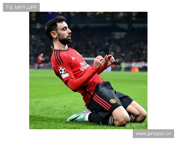 布鲁诺·费尔南德斯表现越强势,曼联对其依赖加剧,稳定性面临考验 布鲁诺·费尔南德斯表现越强势,曼联对其依赖加剧,稳定性面临考验