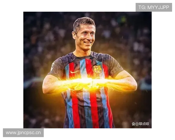 莱万终结依赖与战术角色如何体现？