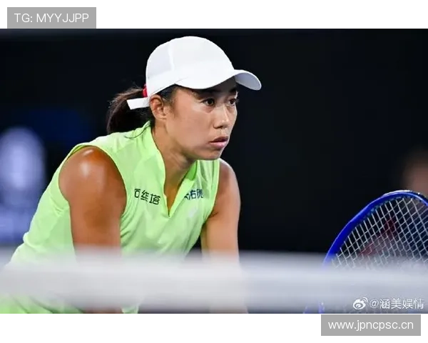 张帅训练完直接拎爱马仕去吃路边摊，这反差谁懂