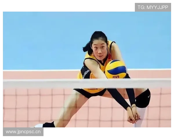 朱婷家的冰箱里塞满蛋白粉，连饮料都喝无糖的