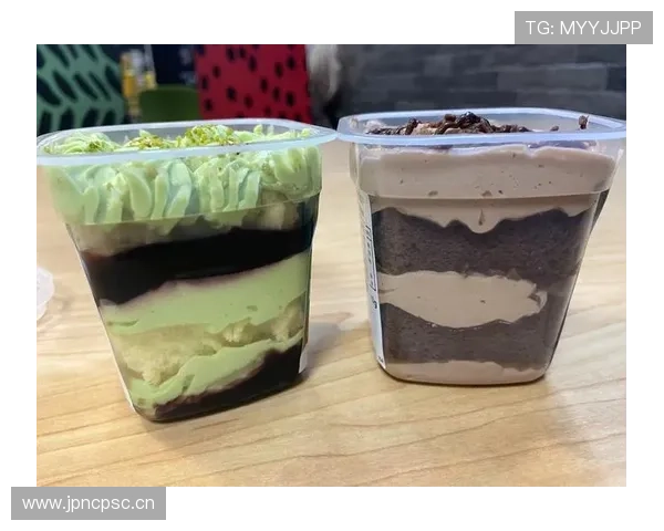 季丽萍家的冰箱里塞满蛋白粉，连冰淇淋都得预约